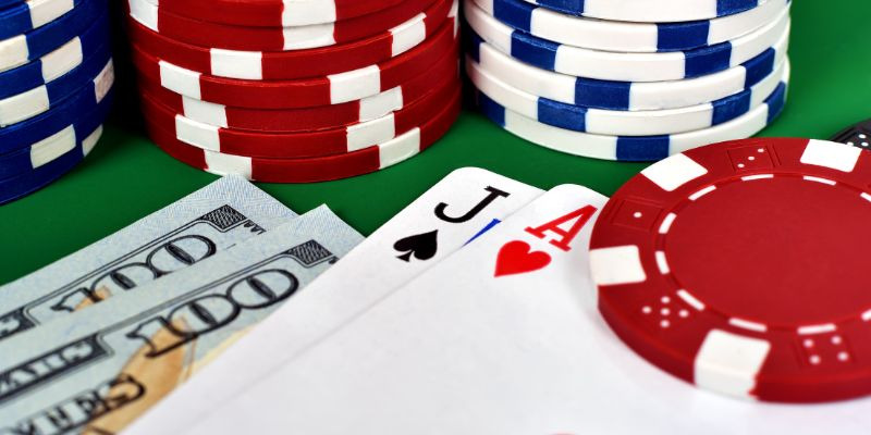 Xì Tố 7 Cây - Luật Chơi Cá Cược UU88 Bạn Cần Nắm Vững