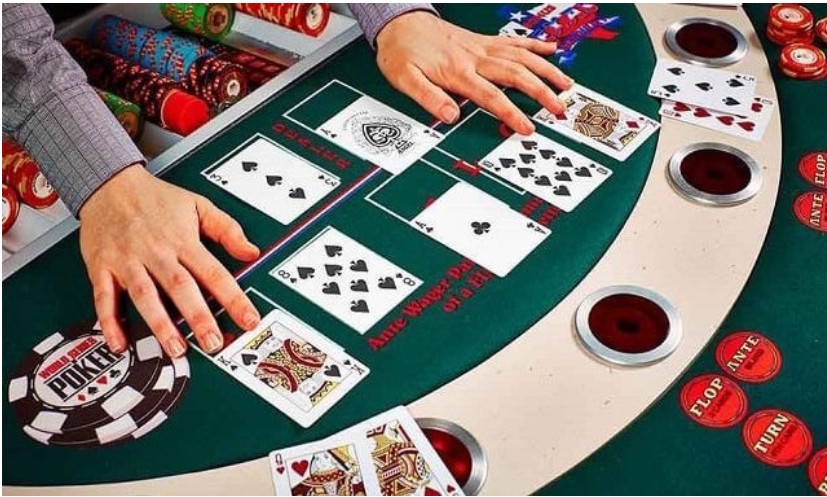 Mẹo Giúp Bạn Chiến Thắng Khi Chơi Poker Fb88 Hiệu Quả